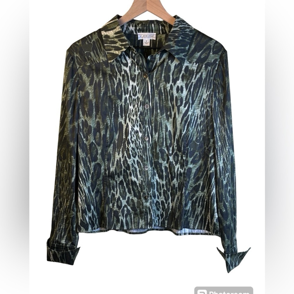 St. John Sport Animal Print Green Black Blouse Top Button Up Size Medium